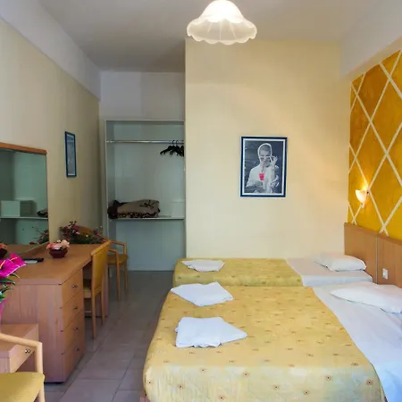 Villa Markos Aparthotel 2*