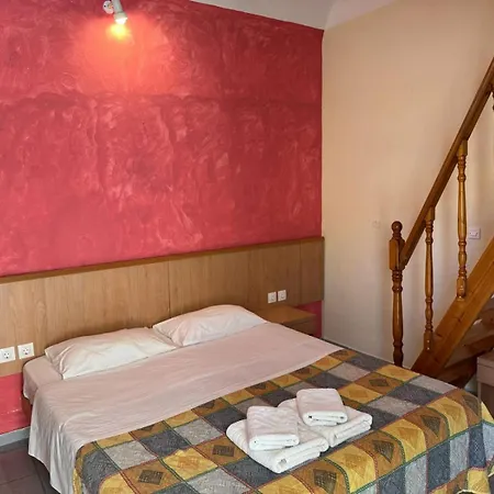 Villa Markos 2* Perissa (Santorini)