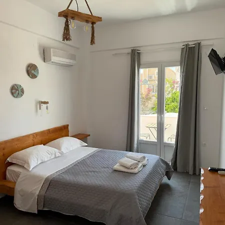 Villa Markos 2* Perissa (Santorini)